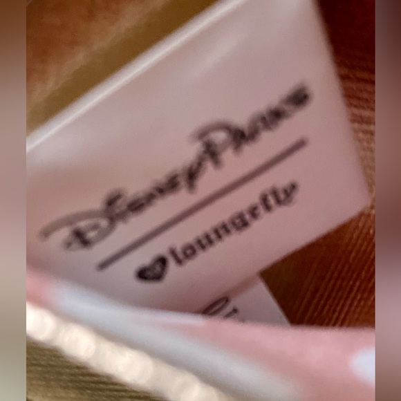 Loungefly x Disney Sequin Wallet Rose Gold Minnie Mouse Phone Case & Card Holder - Picture 8 of 17